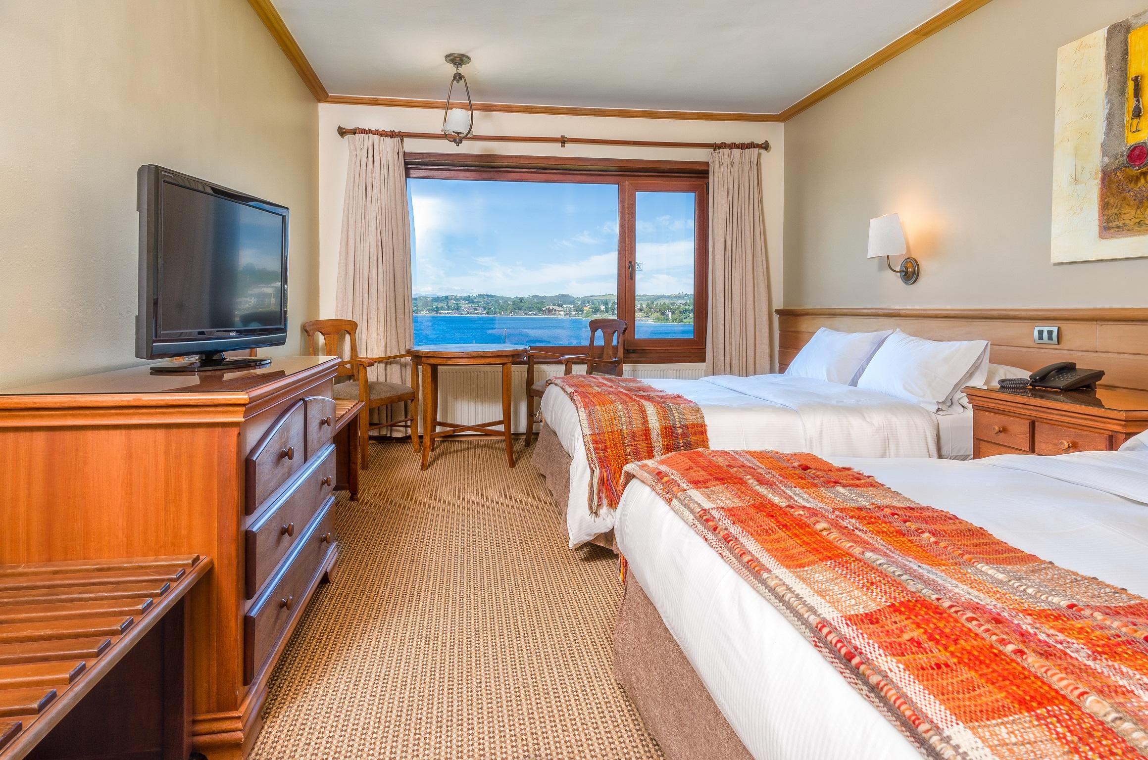 Hotel Cabana Del Lago Puerto Varas Buitenkant foto